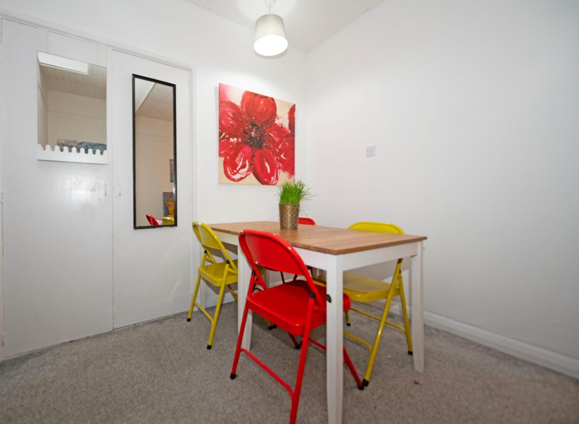 Flat In Clapham Budget Friendly Stay Londra Dış mekan fotoğraf
