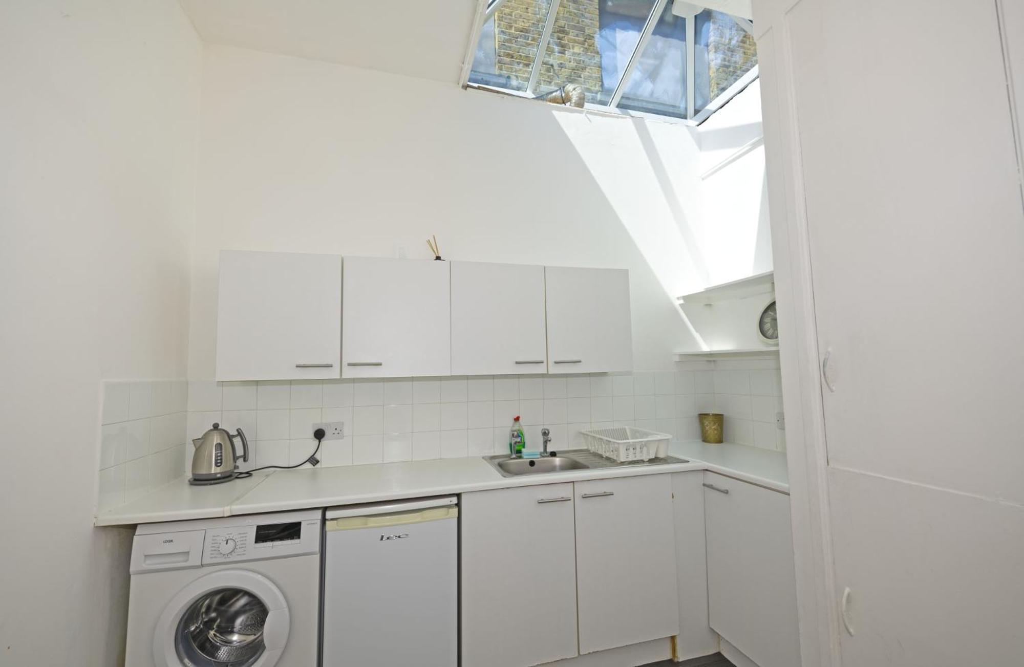 Flat In Clapham Budget Friendly Stay Londra Dış mekan fotoğraf
